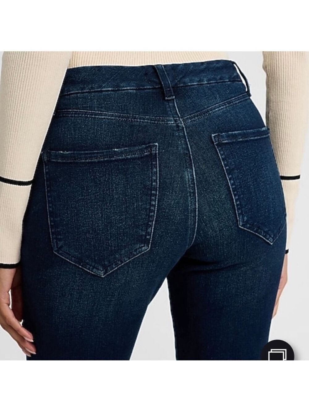 EXPRESS Mid Rise Dark Wash
Blue 70’s Flare Jeans Flex Medium Short 6/8/10 NWT - Picture 12 of 15